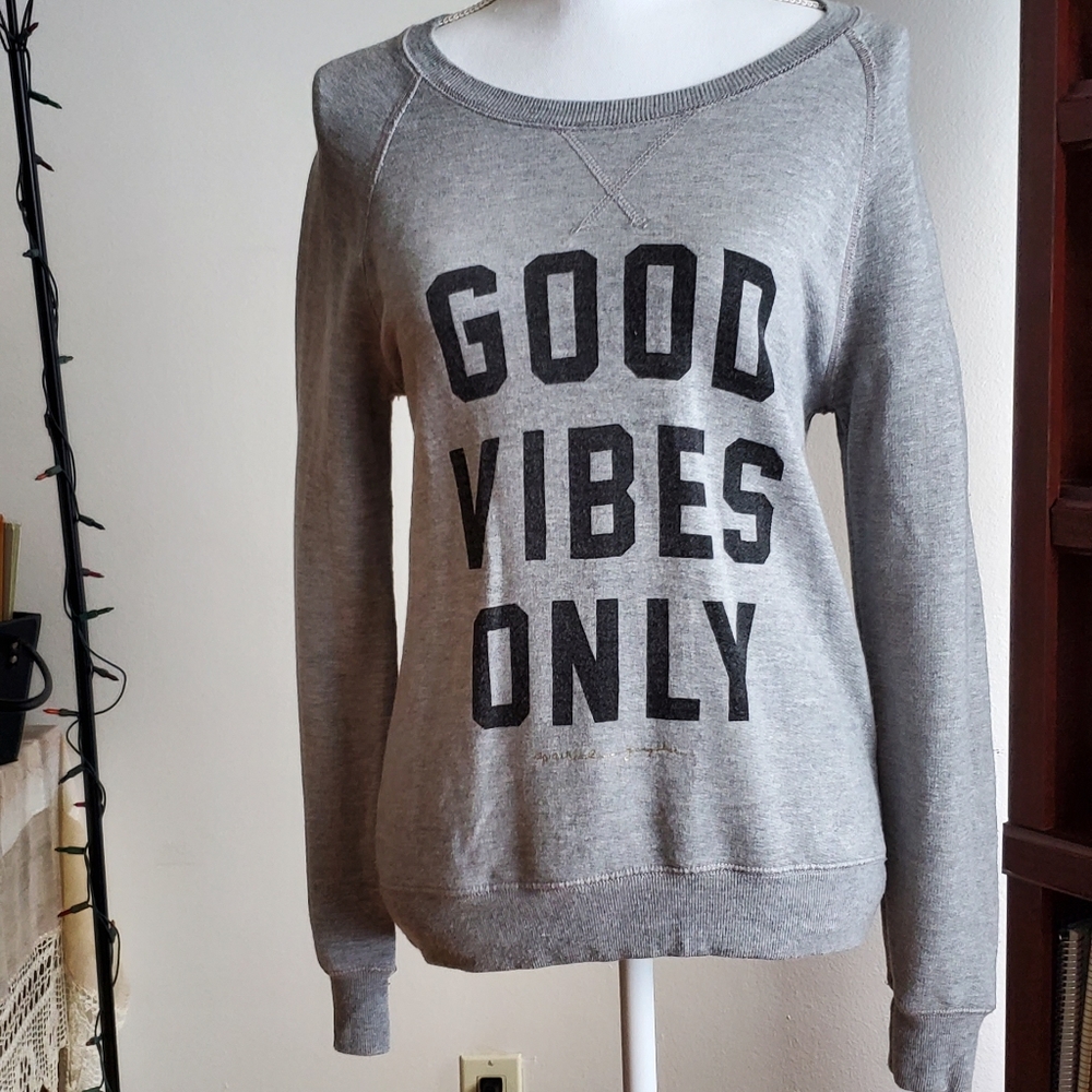 Spiritual Gangster Good Vibes Only graphic Gray Sweatshirt Size Small